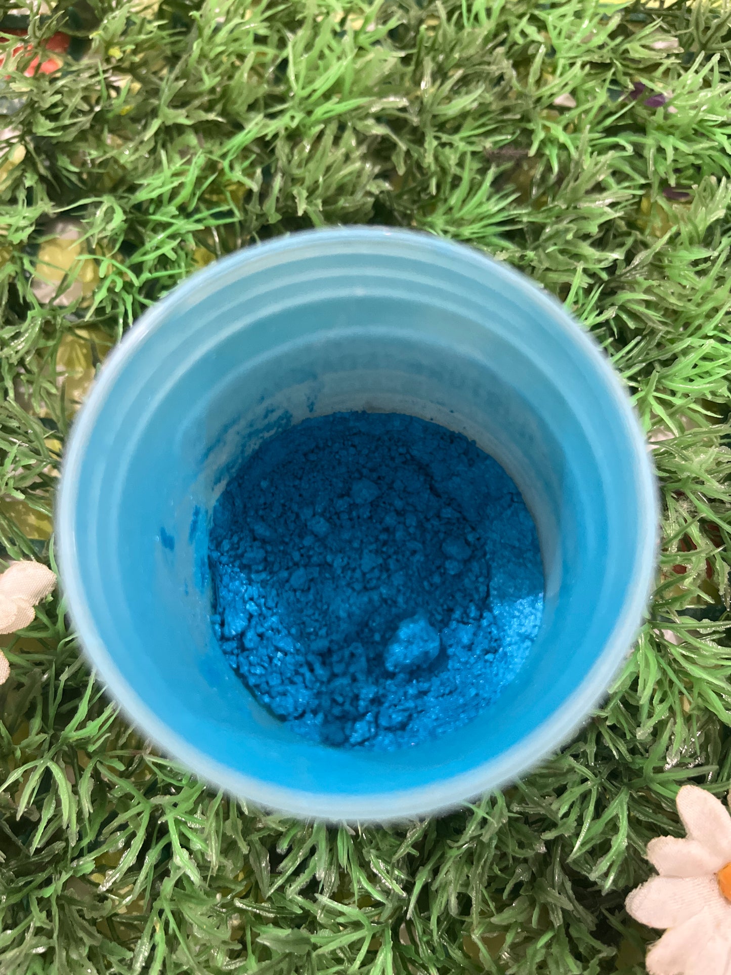 Tropical teal mica powder